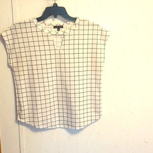 Women's short sleeve blouse